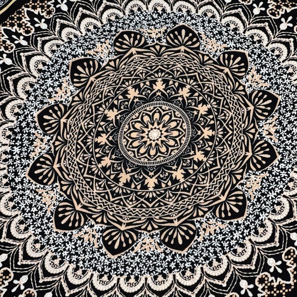 1. State Black and Cream Medallion  Patterned Halter Blouse Size M - Picture 9 of 13